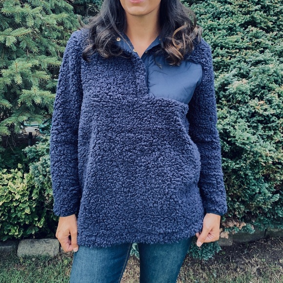 Tops - Sherpa Pullover